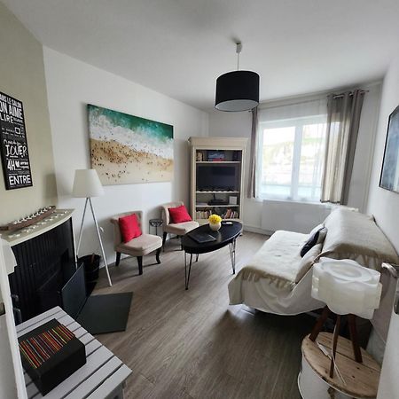 Appartement Quai Ouest, Vue Entree Port, Stationnement Gratuit, Lits Faits Pour Votre Arrivee, Serviettes De Toilettes Fournies Dieppe Exterior foto